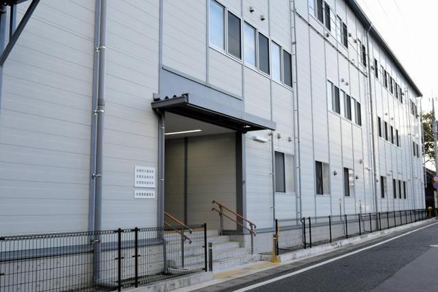 自衛官ら「金欠で」空き家に入ったら金のインゴット(100g)！換金したら248万円になった――