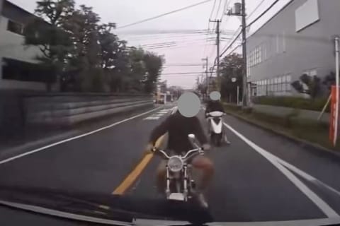 弁護士「ノーヘル追突動画拡散。特定や個人情報の晒しは許されるのか？」ぼく「ネットは初めてか？」