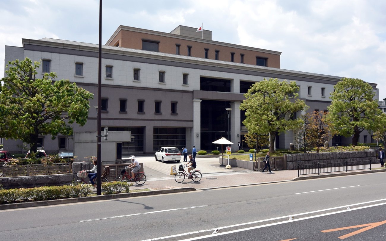 アプリに年齢偽って登録した中2女子「私中学生なのにせっくすされた！」←25歳男無罪