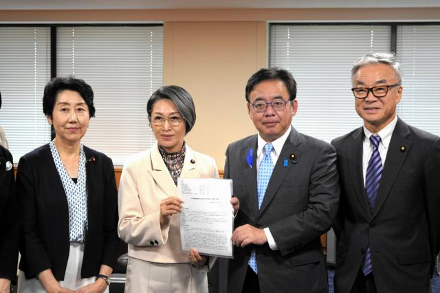 「国会、全面禁煙にすべき」　健康増進法改正に向け超党派議連が提言