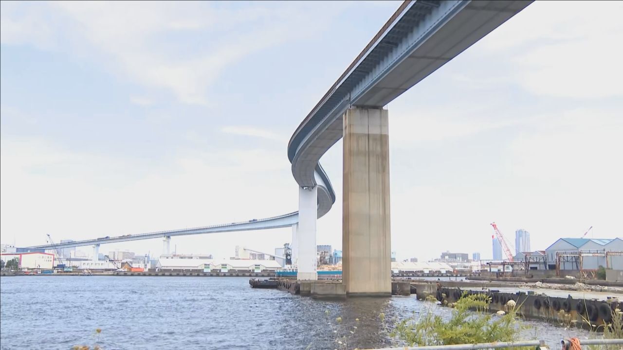 台船で倒れていた女性　死因は窒息死　殺人事件として捜査　大阪・大正区