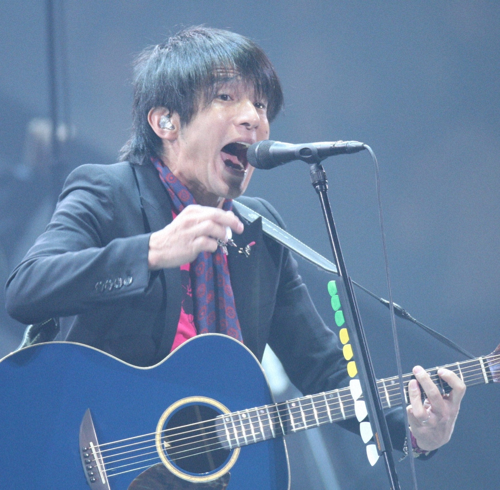 ミスチル　大阪公演を途中で中止　桜井和寿の風邪で継続困難と判断　31日公演も中止
