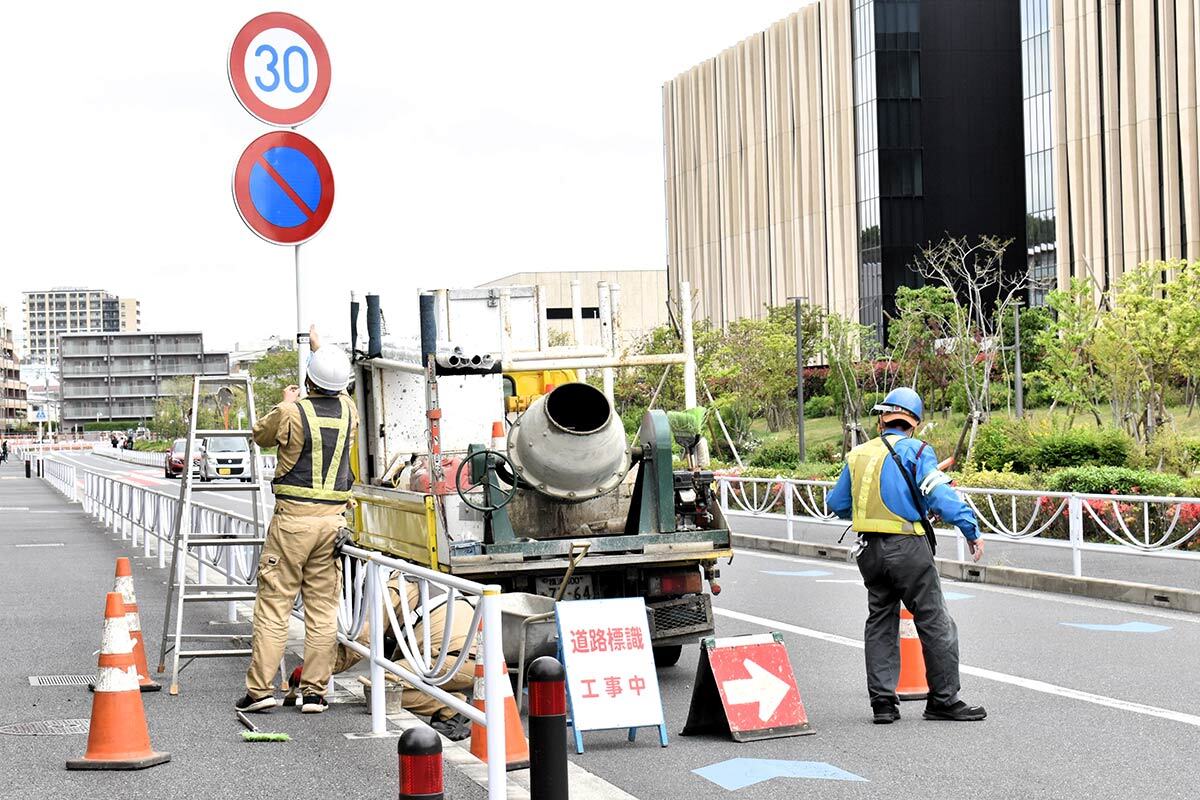 神奈川県警「女児が車カスに横断歩道で轢かれ死んだので60km制限→30kmにします」事故からわずか2週間