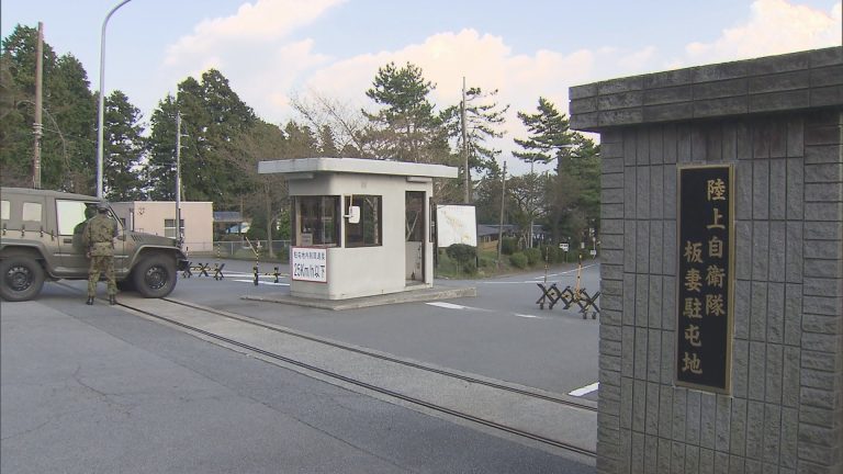 幹部自衛官が学科試験の解答を学生数十人に見せる　2等陸尉を減給処分