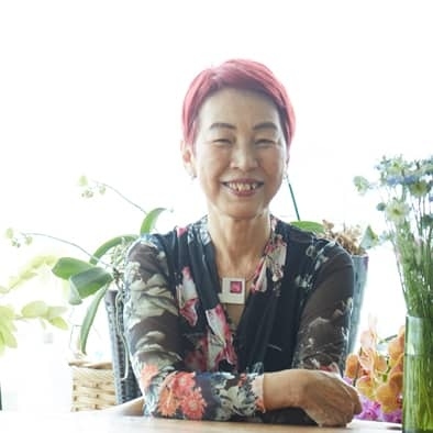 役に立たないから長生きできる。役に立てばこき使われ消耗し、短命で終わる