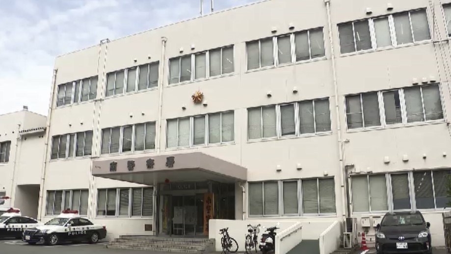 教室に侵入し財布から現金207,500円盗んだ男子高校生(16)逮捕　教室外の授業中に44人が被害