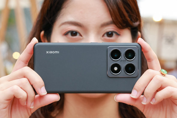 なぜ日本ではスマホのカメラのシャッター音を消せないのか…　SNSで不満の声