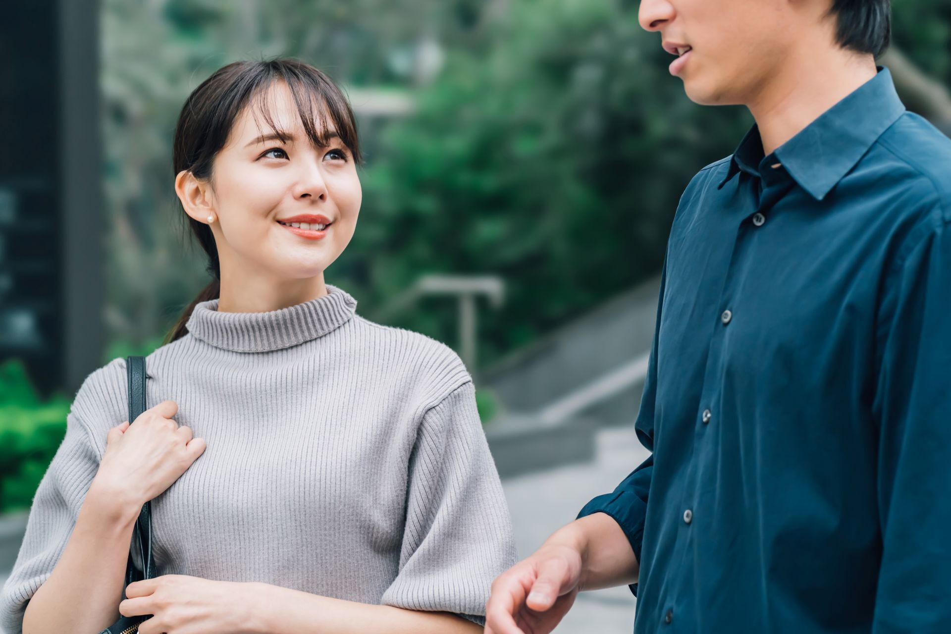 男性と女性は、初対面で異性をチェックするのに男性は顔・胸・若さ・ケツしか見ないが女性は見る所多い