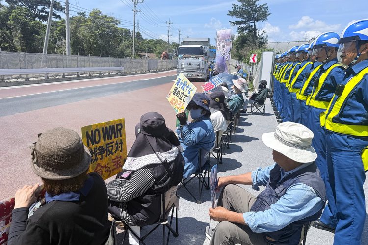 オール沖縄会議、公式サイトで「喪明け」宣言 知事選あるから活動再開！月命日黙祷！はい終わり！