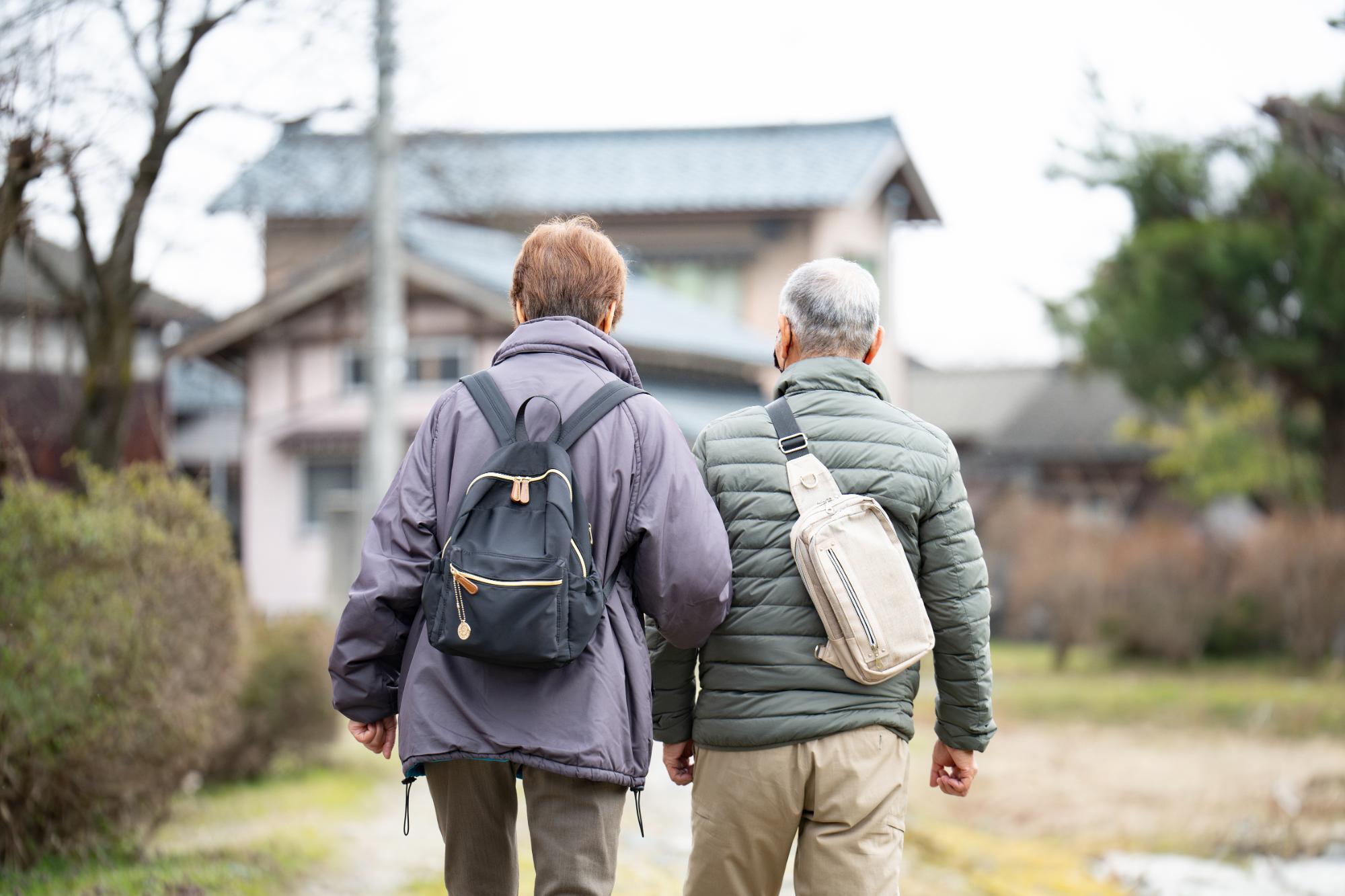 田舎は他人の噂話ばかりしているからな
