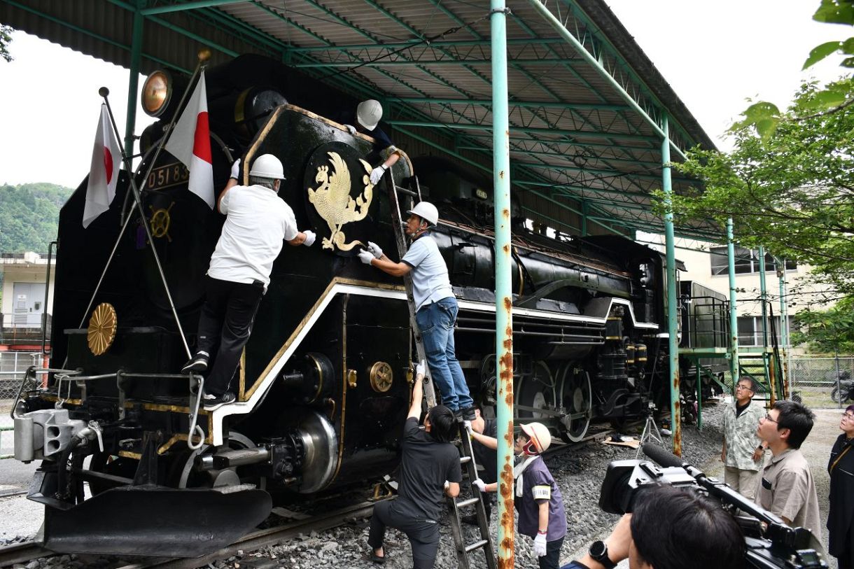 「D51　838号」を〝お召し列車仕様〟に化粧直し　18年間続けてきたメンテナンス作業完了