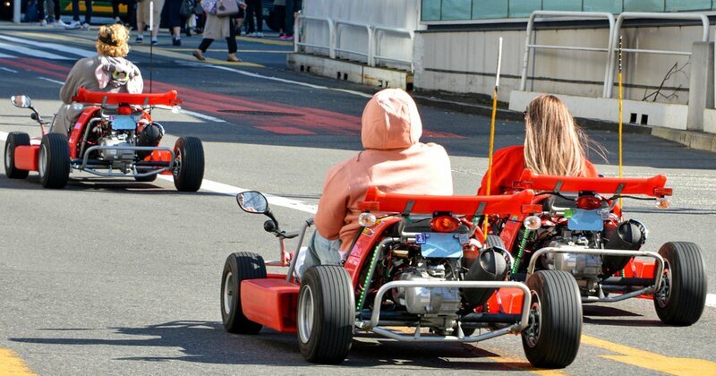 「公道カート」を乗り回す外国人が再び増加…無免許運転、違法車両