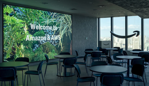 Amazonの、検索したワードがAIの判断で勝手に書き換わるやつ、マジで迷惑だから辞めて欲しい