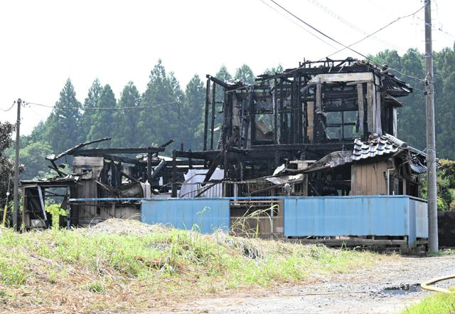現場から4人の遺体を発見。2人は死後1ヶ月以上経過と判明。なにそれ怖い