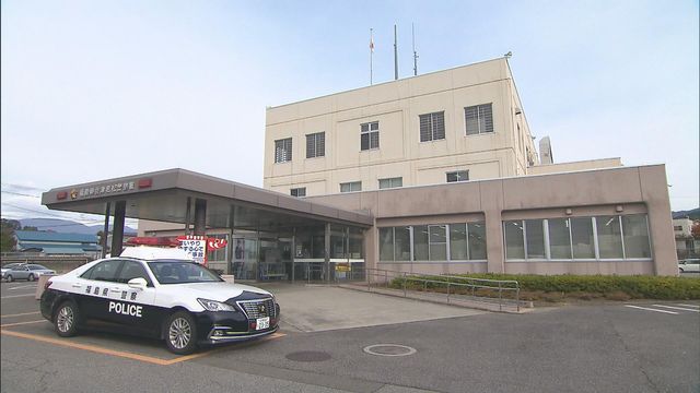 病院の玄関に車を故意にぶつけ壊した男逮捕　福島・会津若松
