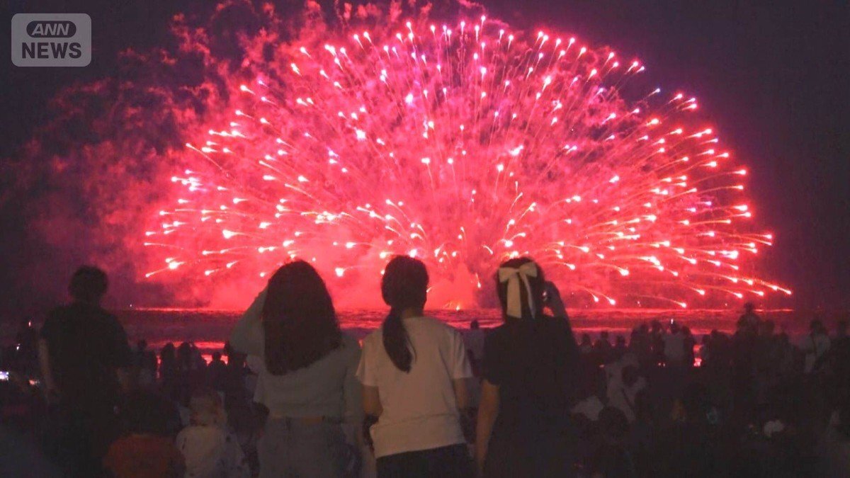 隅田川の花火大会ってマジ近所地獄になるよな。都営浅草線も混雑してしまうし。