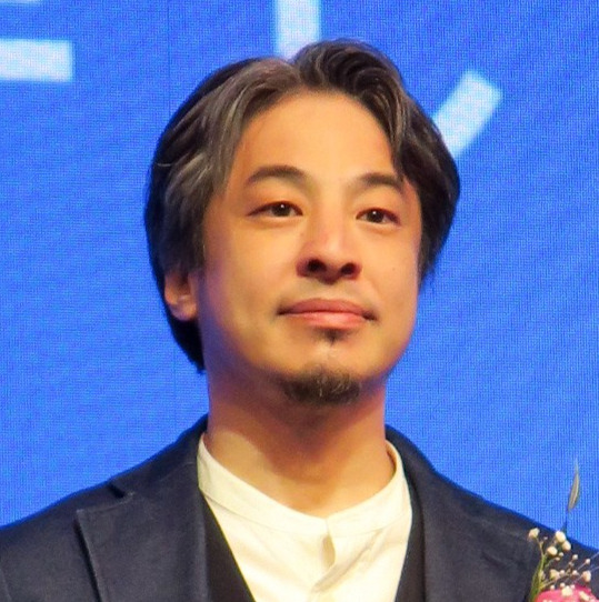 ひろゆき「一ケ月先の国家予算すら読めない政権、戦略性の無さ」