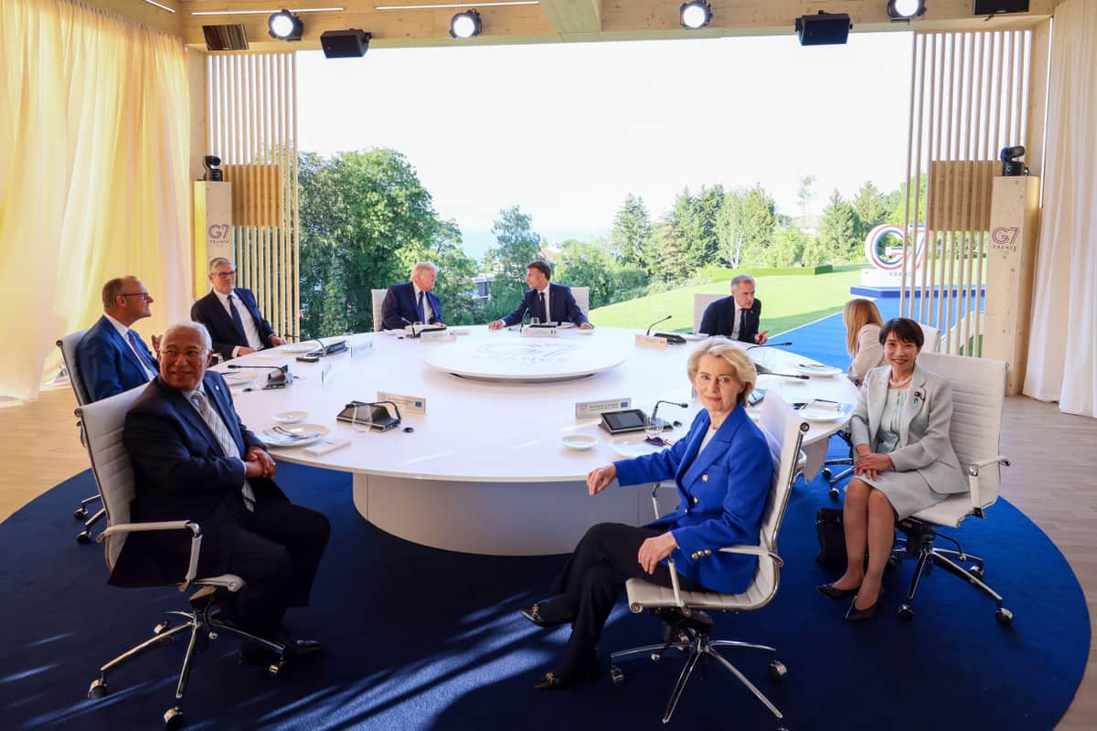高市早苗首相、G7で「孤立」してるように見える動画が拡散されている模様。パヨクの仕業か？