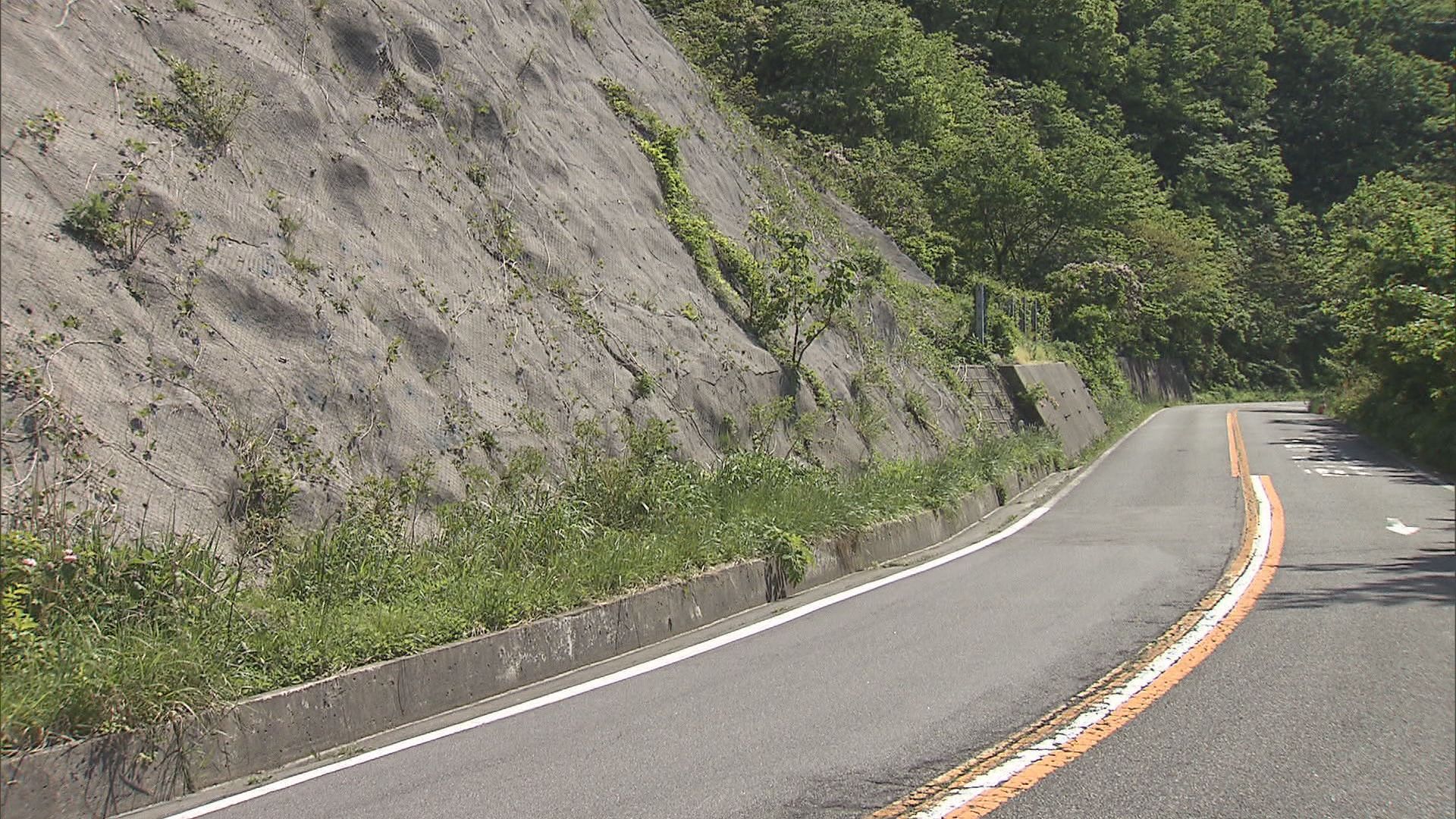67歳男性「仕返しのつもりでやった」路上に数百本のねじをばらまき車2台をパンクさせた疑い