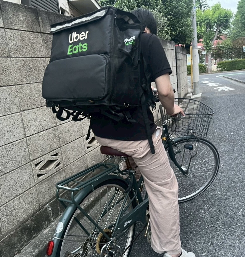 資産8000万円でFIREした39歳エンジニアの末路。貯金1000万を割り、ウーバー配達員に転落