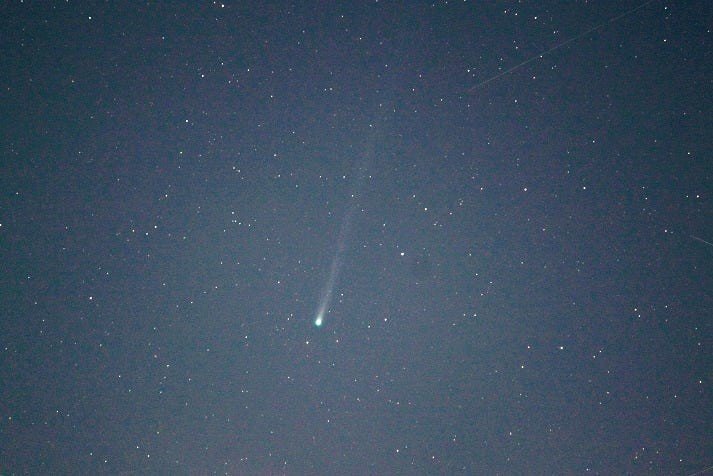 「パンスターズ彗星」18万年ぶり接近、明け方の東の空に輝く・・4月22日ごろまで観測チャンス