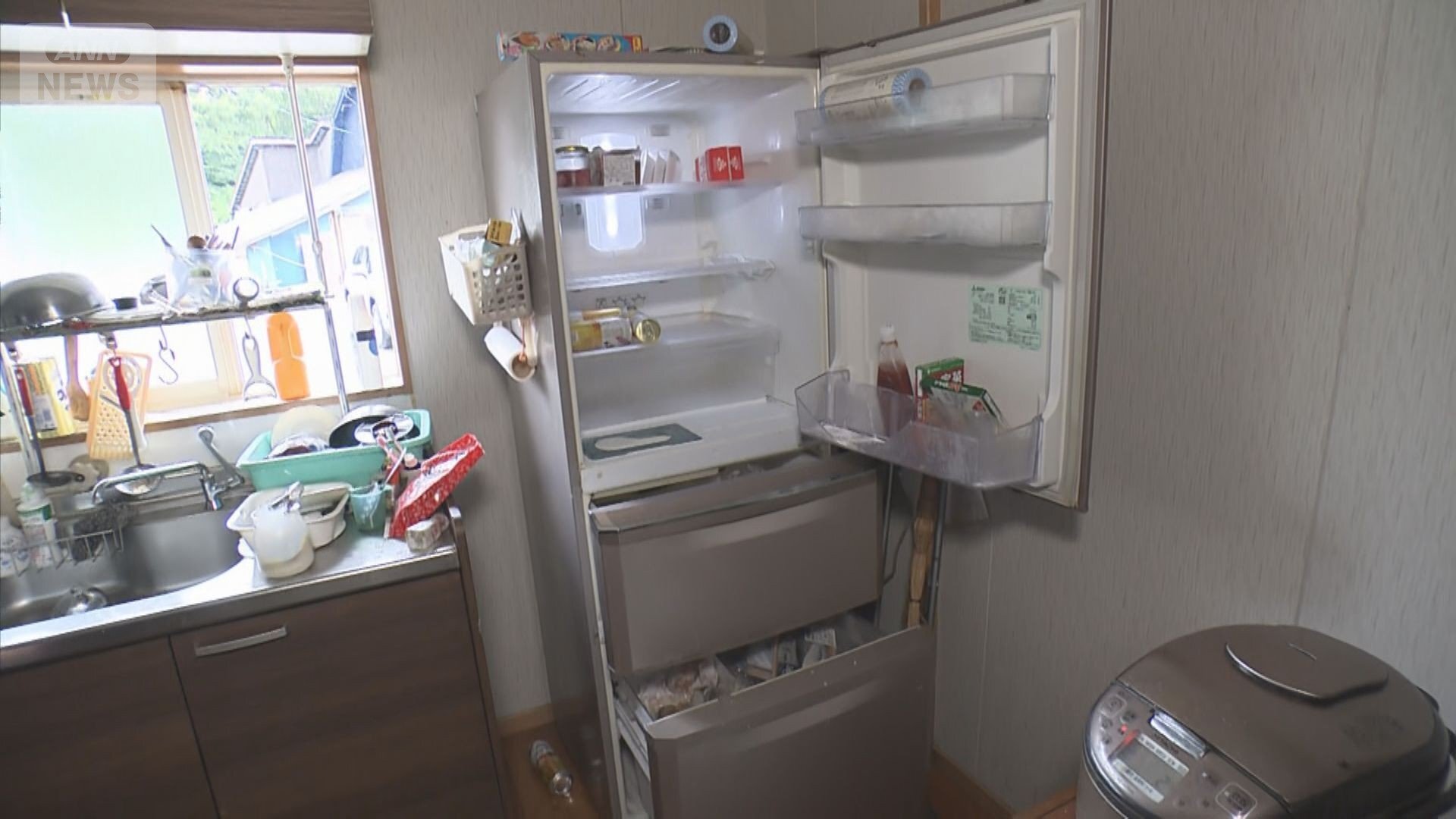 雫石町のクマ、民家に侵入し小麦粉と砂糖と牛乳を混ぜ和菓子屋ドーナツの自作を試みるも断念