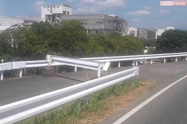 イオンってなんでそんなに叩かれるんだ？一族に政治家がいるからか？