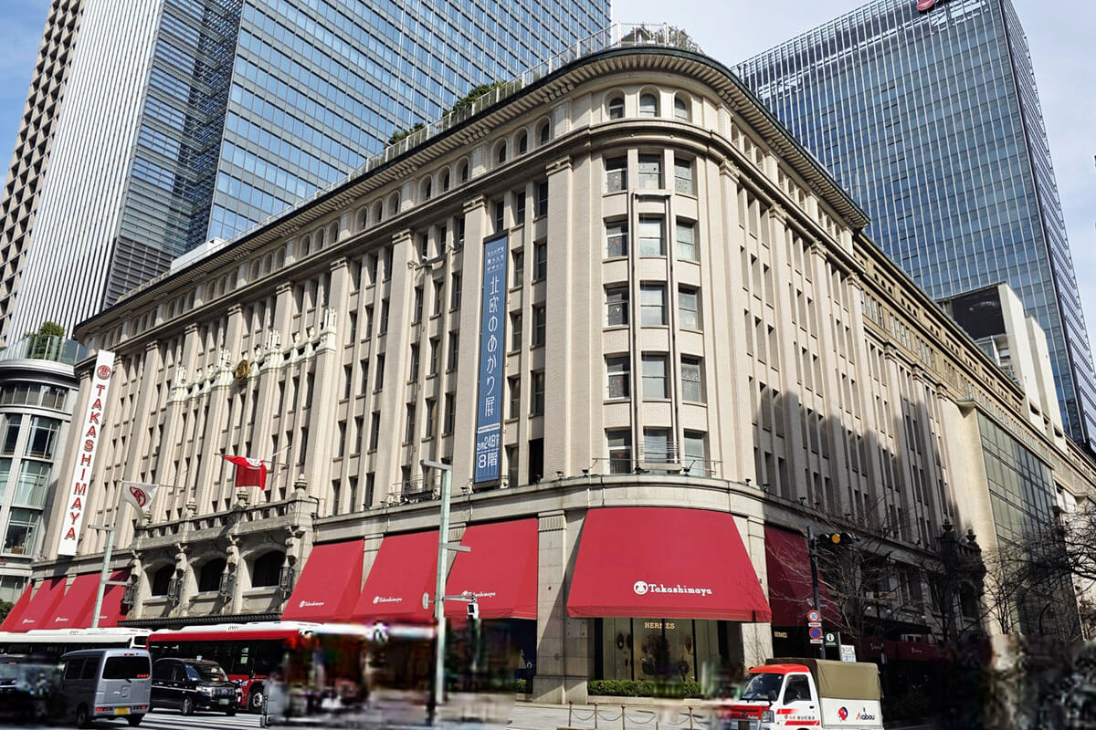 百貨店、中国人観光客が来なくなり案の定終わるwwwwwネトウヨは行けないためw