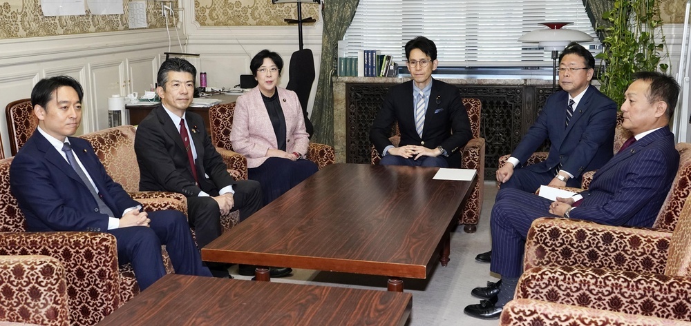 Dr.ナイフさん「野党は再集結して民主党へ回帰すべき。自民の良識派も受け入れれば政権交代間違いなし