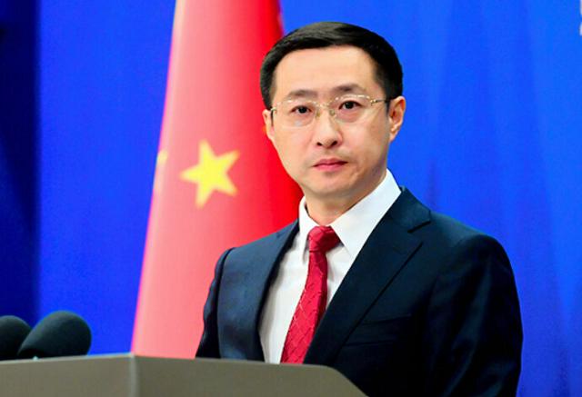 中国 「は？うちの軍事費は一人当たり換算だと日本の3分の1ですー、はいバカーﾍﾞﾛﾍﾞﾛﾎﾟﾝﾋﾞﾛｰｰﾝｗｗ」
