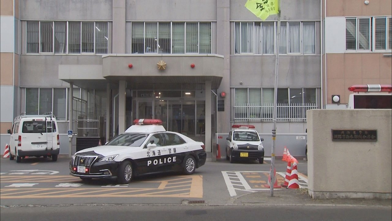やはり義父とシングルマザーの息子って仲が悪いだろうな