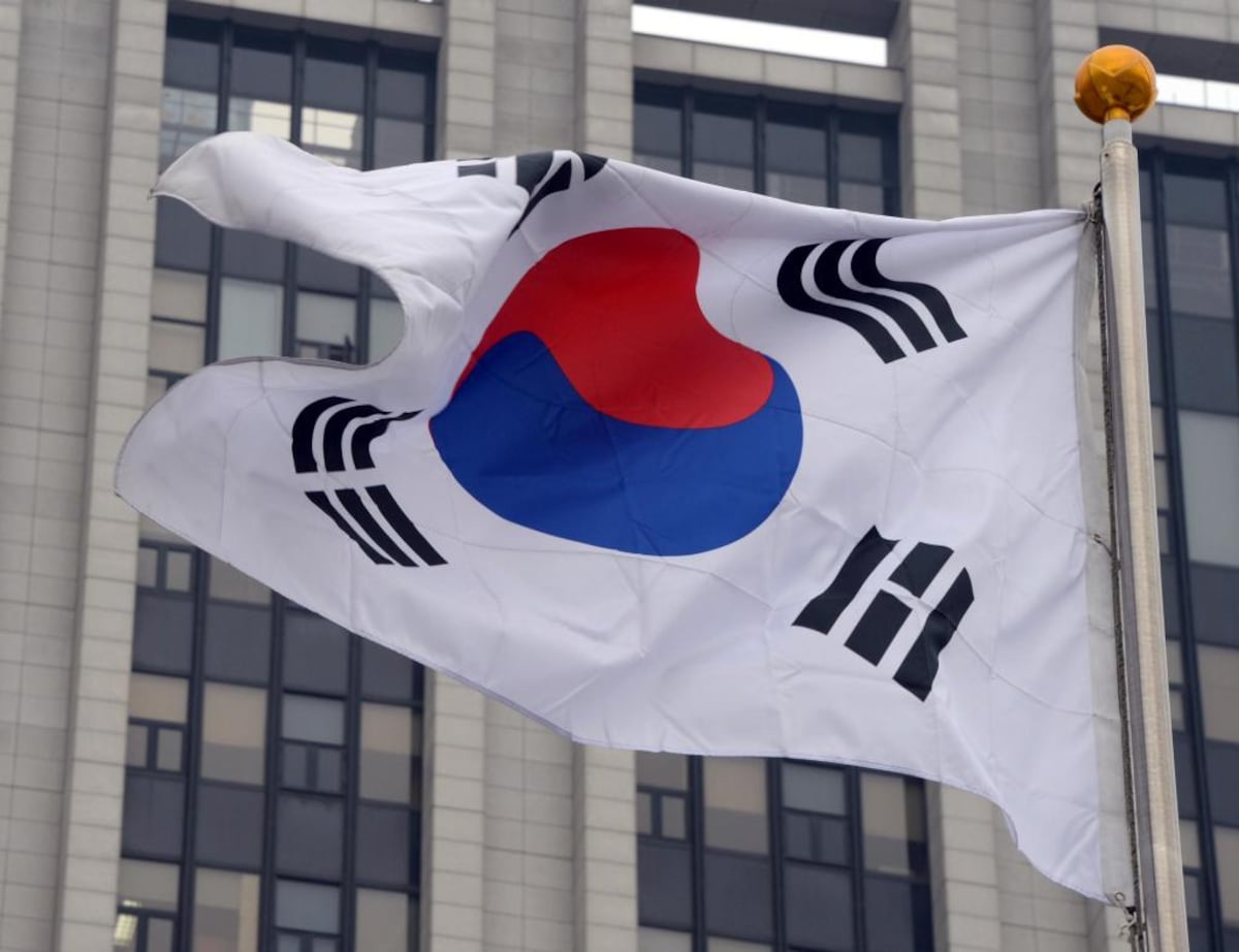 韓国、原子力潜水艦を自国で開発・建造へ