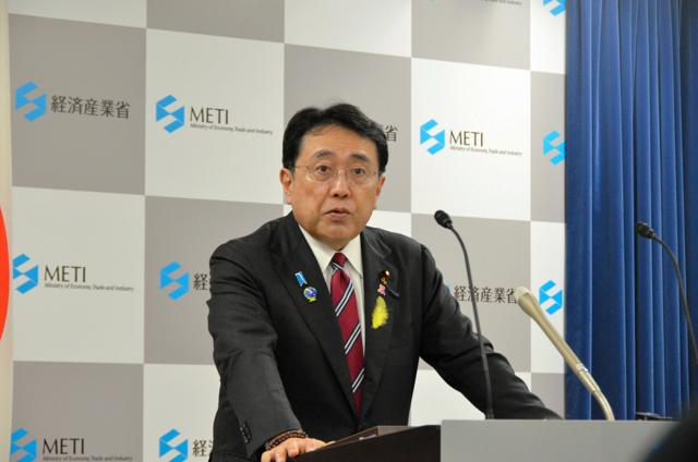 国産AI、ソフトバンク設立の新会社に3873億円支援へ　経産省