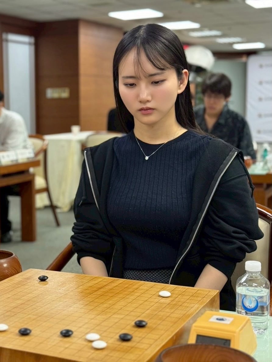 美人棋士とか言われても、本当の美人だと「美人美人ってうるせーな、私にはそれしかないの」と思うよな