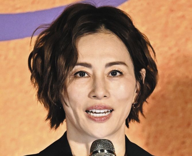 米倉涼子に「ルルベが高い！」などのコメント殺到