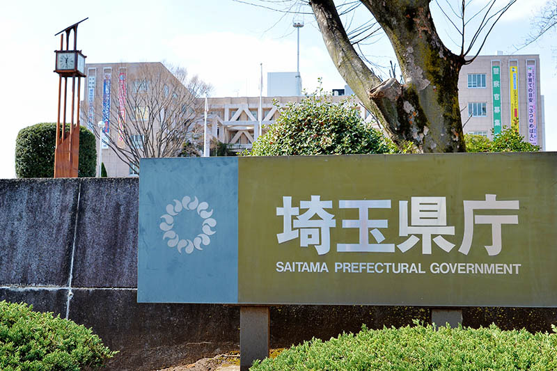 男子生徒に女子生徒のおっぱいを触らせてあげた高校教諭、停職6カ月