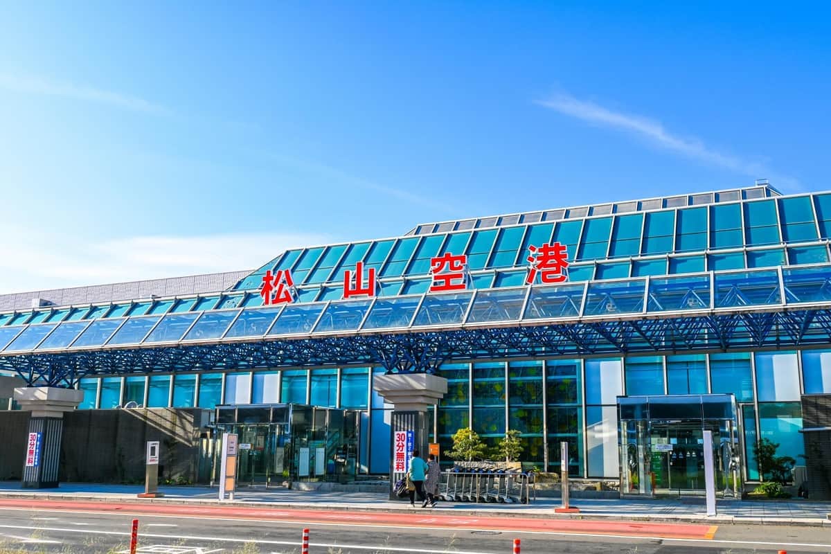 愛媛県と松山市が運行「韓国人向け無料送迎バス」　「韓国人優遇では？」