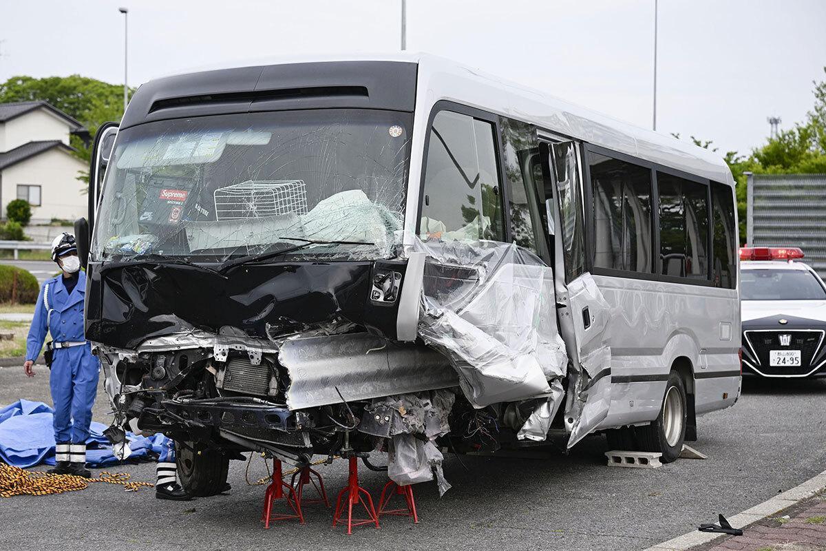 反省してまーす。磐越道バス運転手車カスは国母スタイルだった。ズボンずり下がりパンツ見せ歩く姿