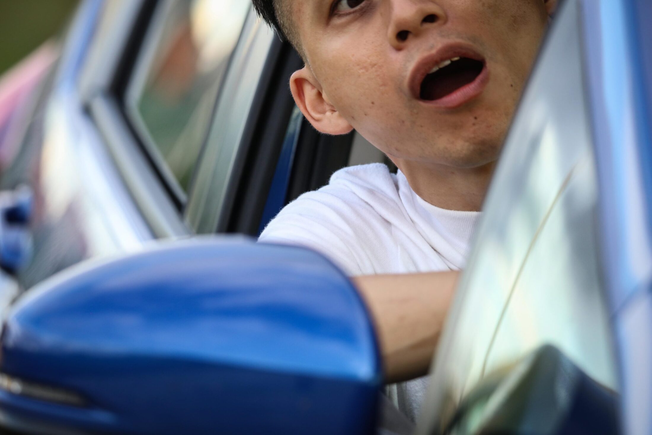 田舎だと女性も車を持っているんですがそれは…　勿論趣味でなくタダの足ですが