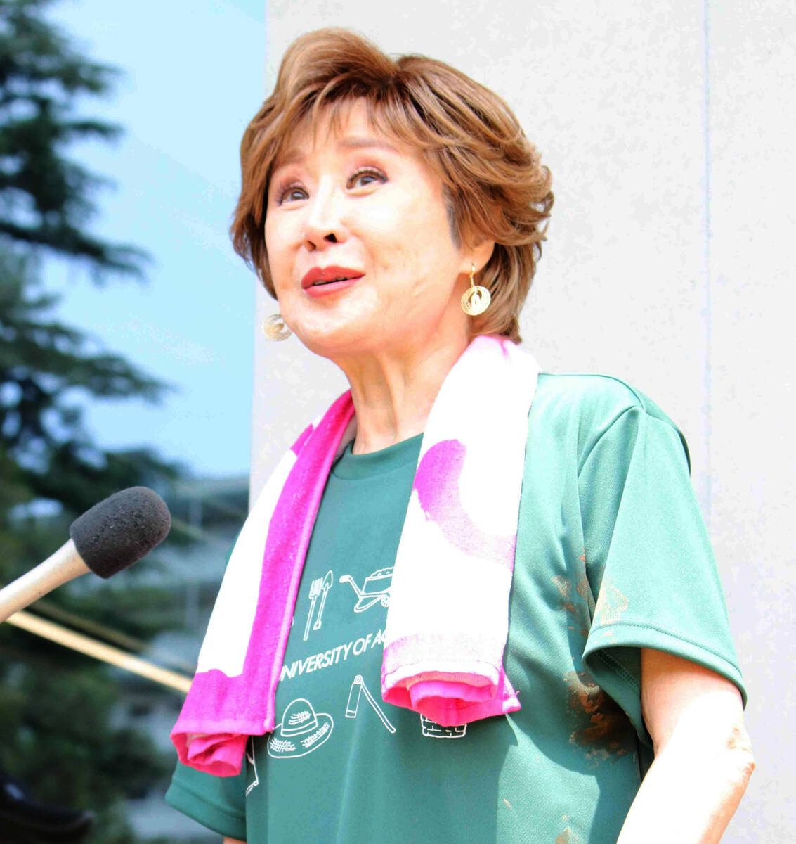 小林幸子さん（72）が田植え中に倒れる