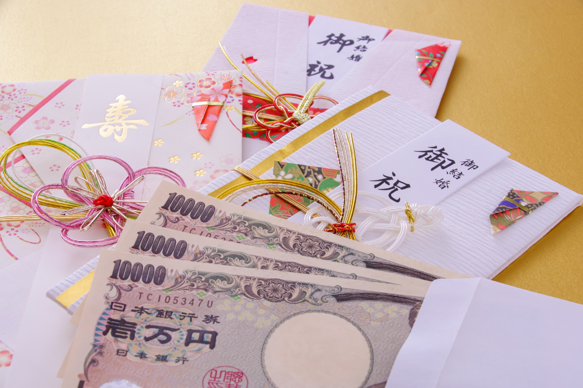 親族で結婚式・葬儀に呼ばれないアンタッチャブルになれれば成功だわな