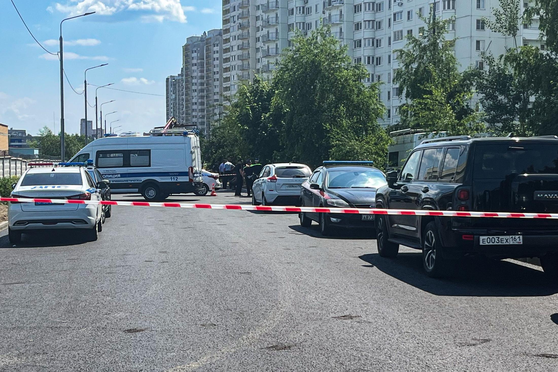 ロシア畜の癖にBMW M3←殺すぞ。運転してた国防省幹部のA級戦犯をモスクワで爆殺！ウクライナ万歳！