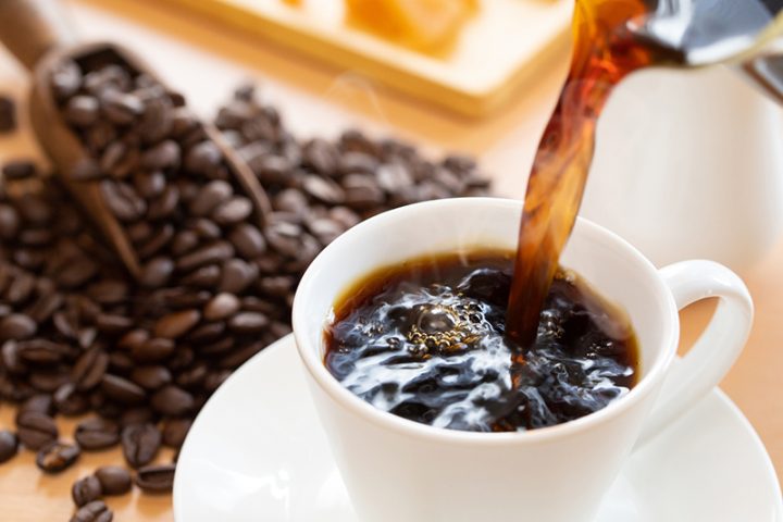 《適量は1日2から3杯》ハーバード大学が43年の研究結果を発表「コーヒー飲むと認知症リスクが低下」