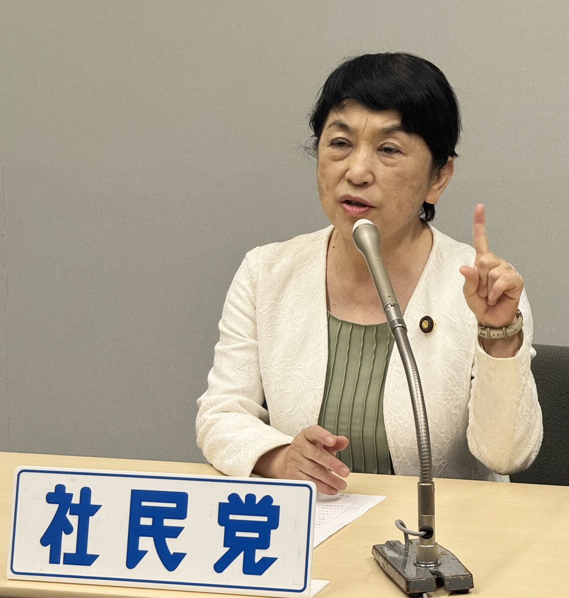 福島瑞穂「米中関係をどうするつもりか」 茂木「米中関係？」 福「質問の意図は日中関係です」