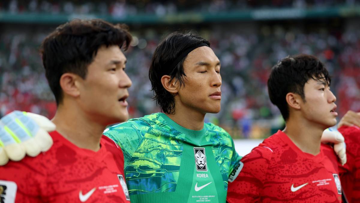 韓国が南アフリカに敗北！　なのにメキシコがチェコに3-0勝利のため決勝T進出おめでとう