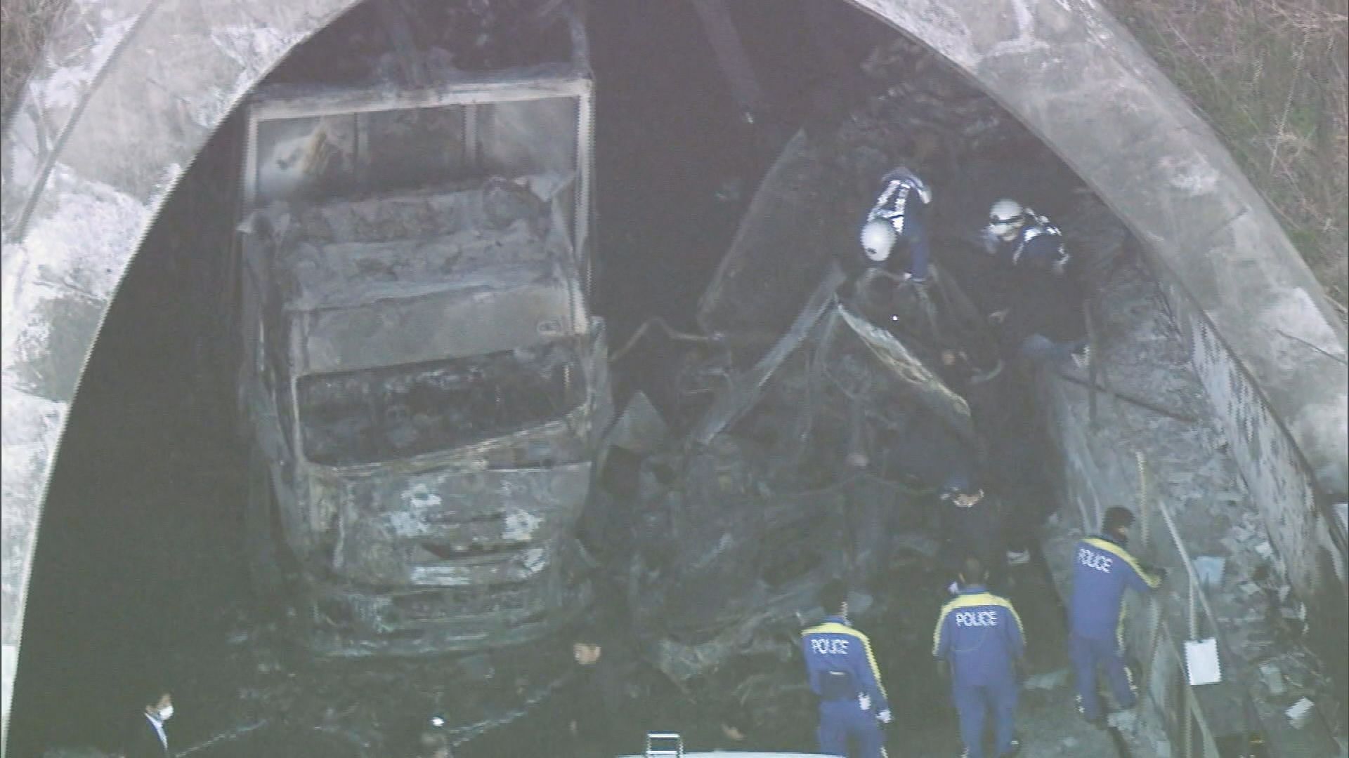 TikTok料理動画のトラック車カスに追突され一家5人全滅1人死亡。代わりにロシア人が死ねばいいのに