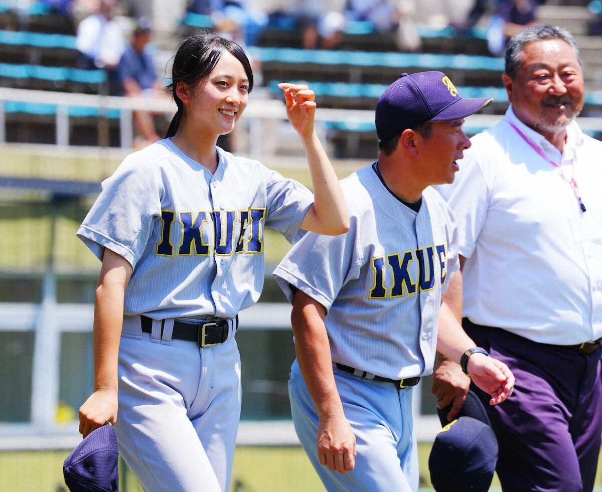 高校野球、仙台育英・超美人女子部員「星よつは」さんがベンチ入り
