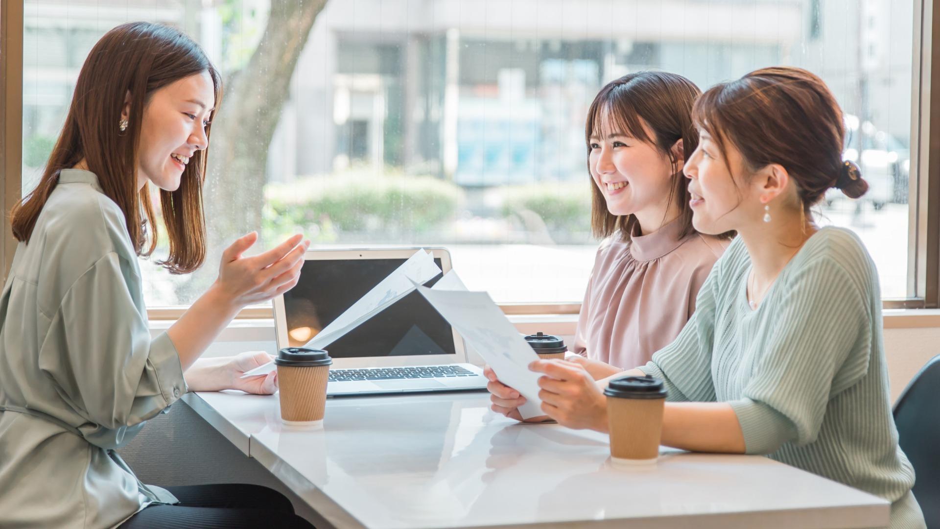 日本人は仕事を目的化するからな。仕事はお金を得る為だけの手段なんだけどな。