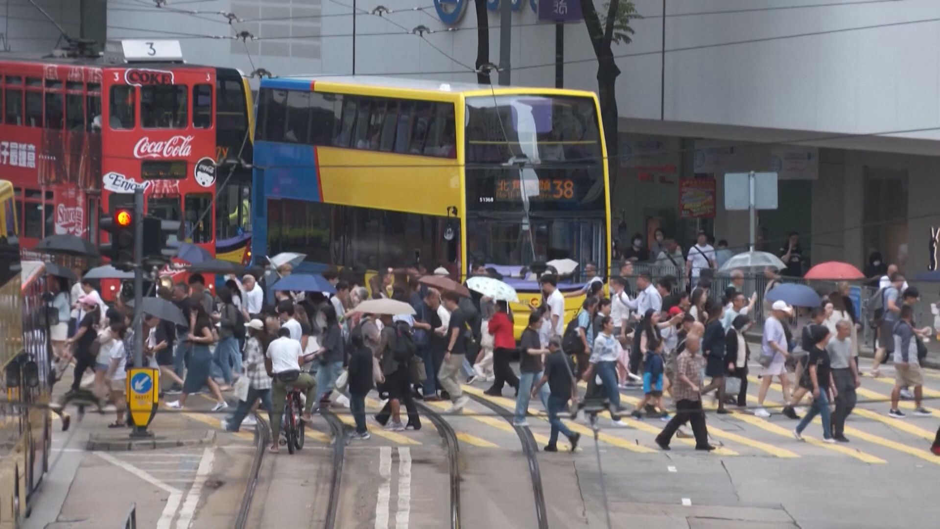 【香港】電子や加熱式のたばこ 公共の場で所持しただけで罰金　観光客も対象の規制