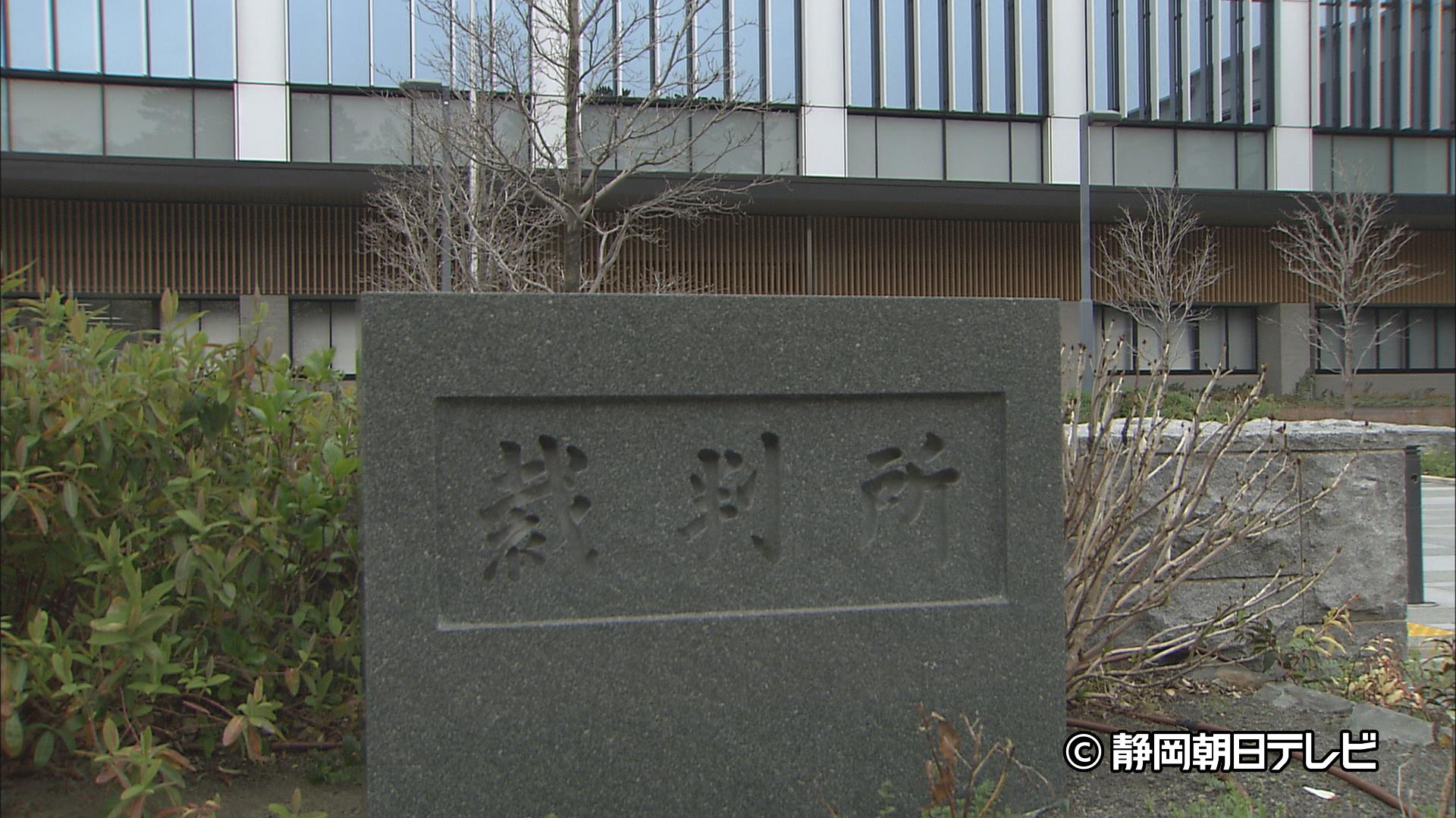 「小学生だしおちんちん舐めてもらおうかな」「いいよ！」48歳おじさんちんちんを舐めてもらって逮捕。